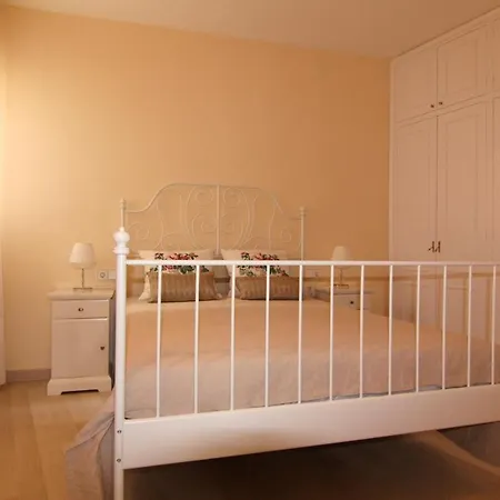 Rubi: Luminoso A 1 Minuto De La Playa Apartment