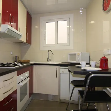 Rubi: Luminoso A 1 Minuto De La Playa Сиджес